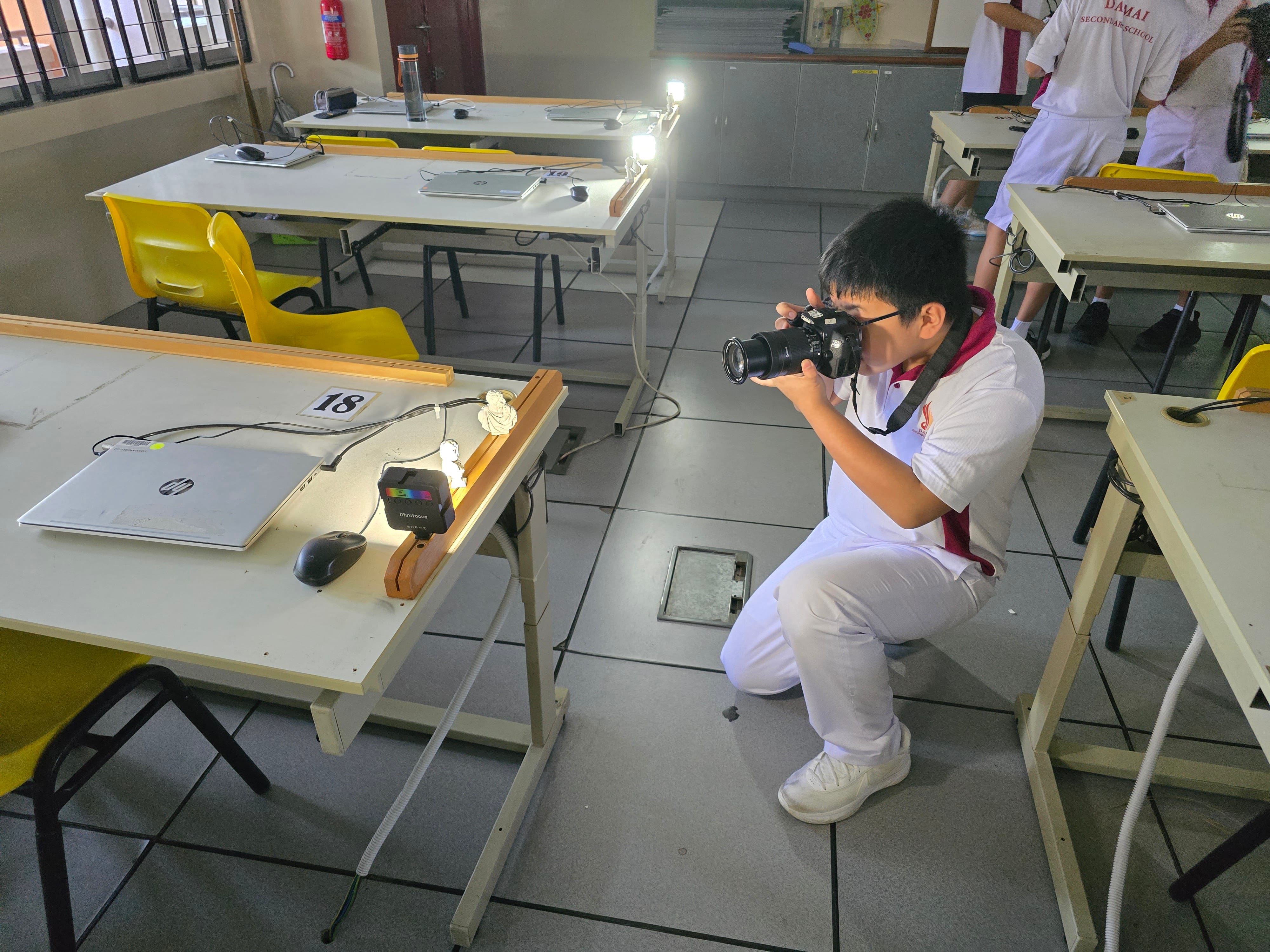 Learning to control lighting in photography